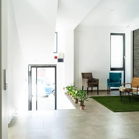 Apartment 3 - New Building & Parking
