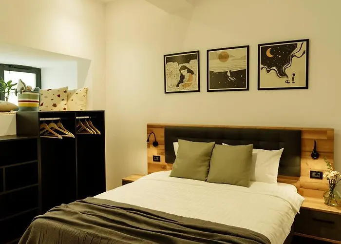 Apartment 3 - New Building & Parking