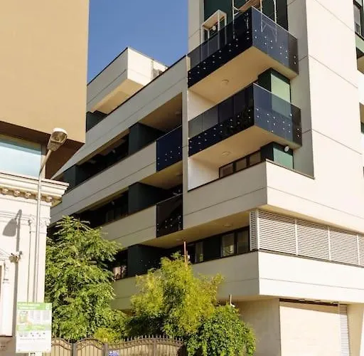 3 - New Building & Parking * 부쿠레슈티