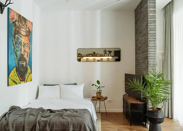 3 - New Building & Parking Апартаменти *